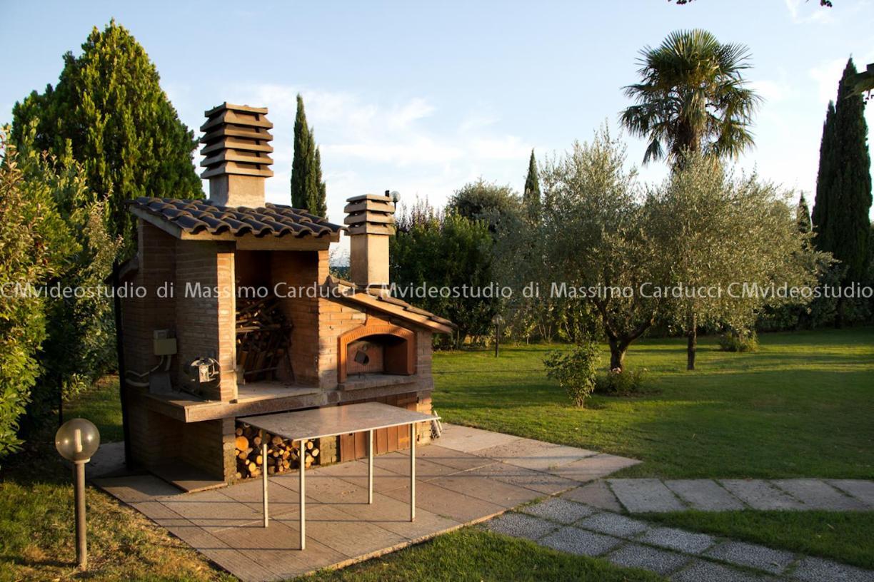 Agriturismo Valle Del Subasio Villa Assisi Exterior photo